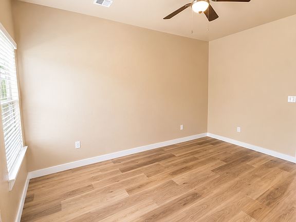 5th image of 1808 SW Washington Ave