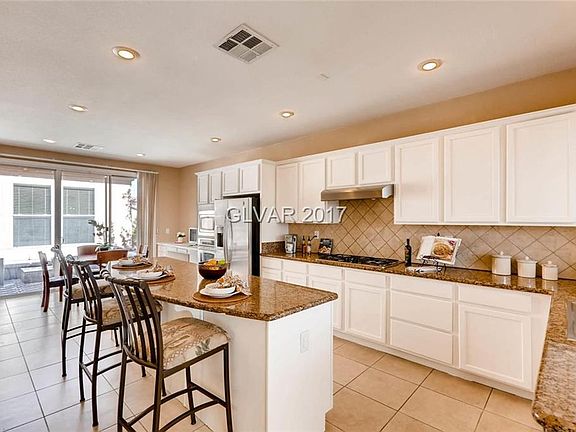 4th image of 8125 Mountain Forest Ct
