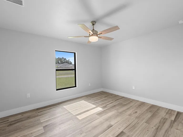 6151 Hershey Ave — Photo 22