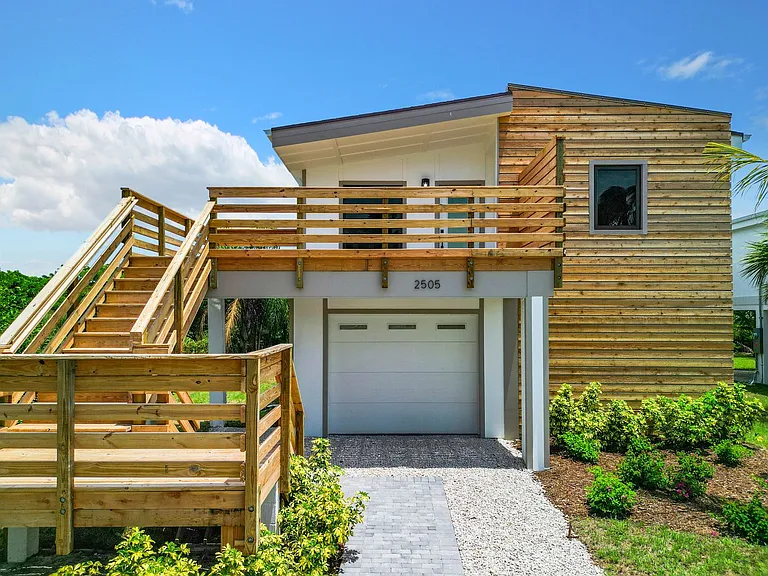 2505 Storter Ave — Photo 43