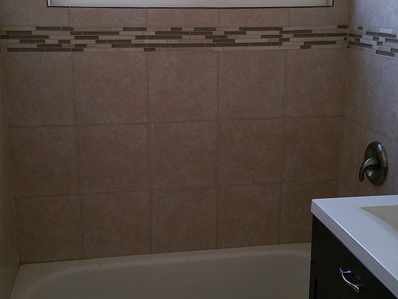 5th image of 7726 Highland Ave