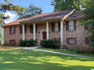 1505 Lake Site Dr, Birmingham, AL 35235