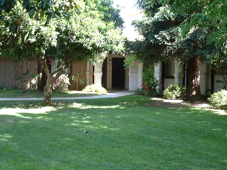 Casa Linda Apartments — Photo 5