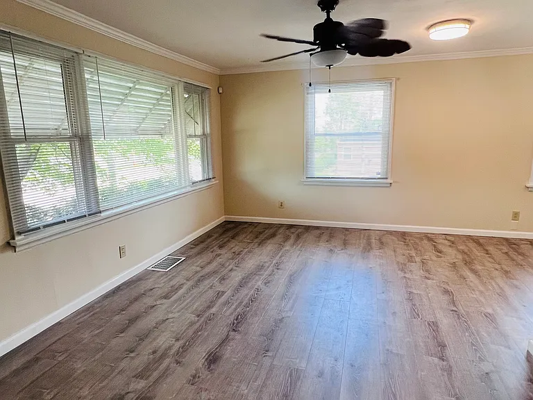 2904 Ashby Rd — Photo 6