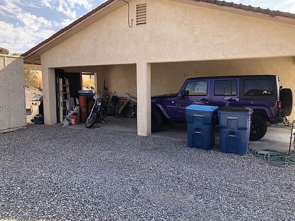 3rd image of 2669 Rainbow Ln