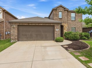 1212 Mount Olive Ln, Forney, TX 75126
