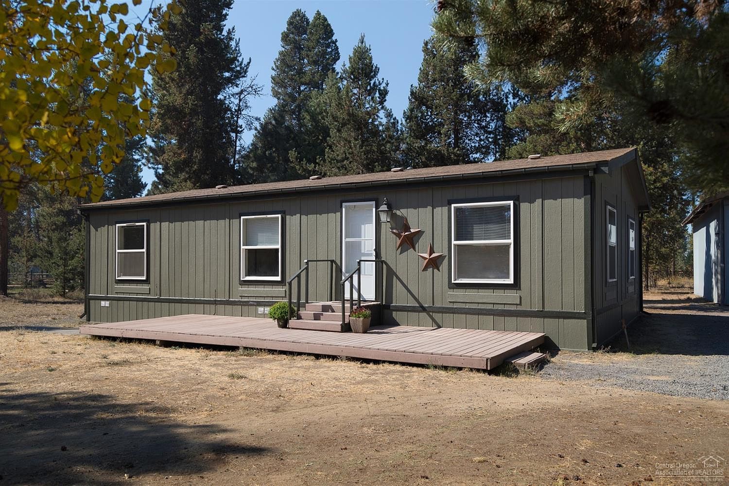 洋書 Mountain Houses 52615 Ammon Rd, La Pine, OR 97739 | Zillow