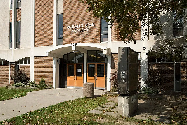641 Vaughan Rd — Photo 14