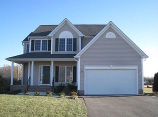 25 Creek Curve Dr, Colonial Beach, VA 22443