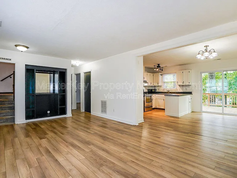 8912 Taymouth Ct — Photo 5
