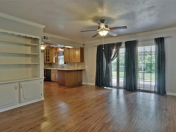 5th image of 13408 Shahan Dr