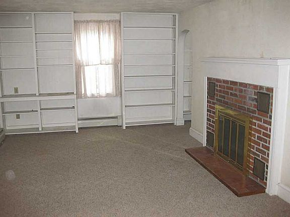 2nd image of 14 Hillside Ave