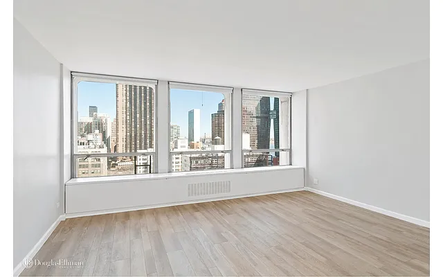 Rented by Douglas Elliman | media 19