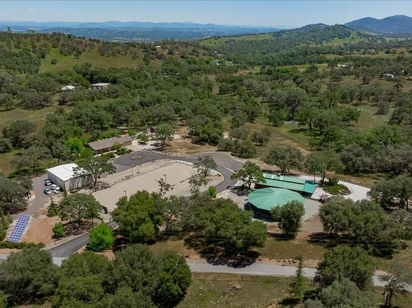 7087 Latigo St, Angels Camp, CA 95222