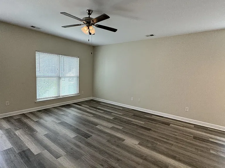 6737 Wisteria Dr — Photo 4