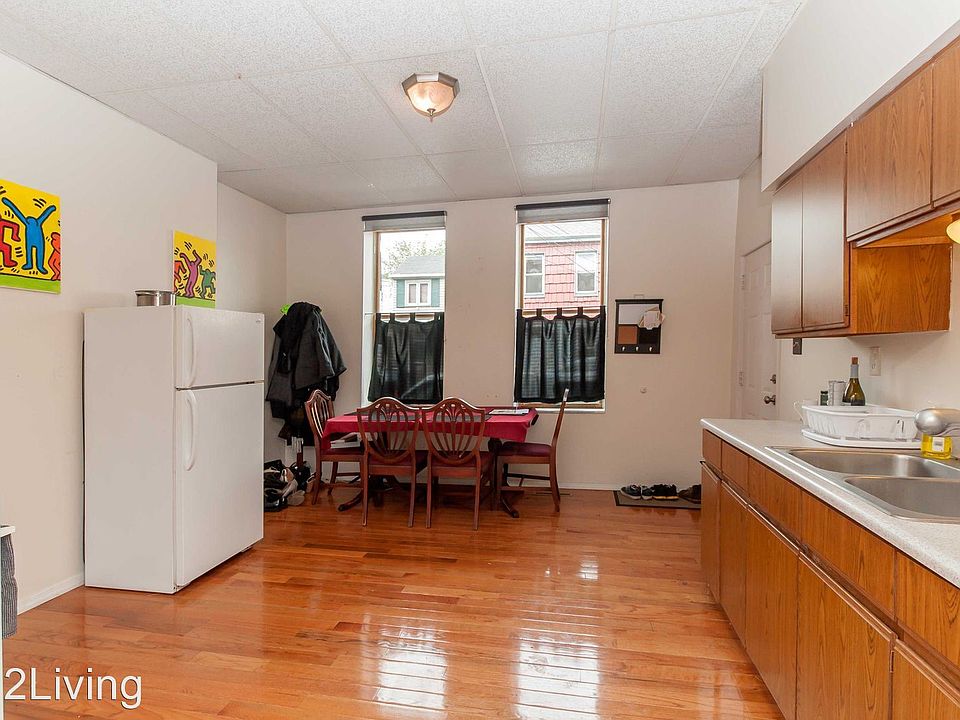 1st image of 119 S 16th St #1