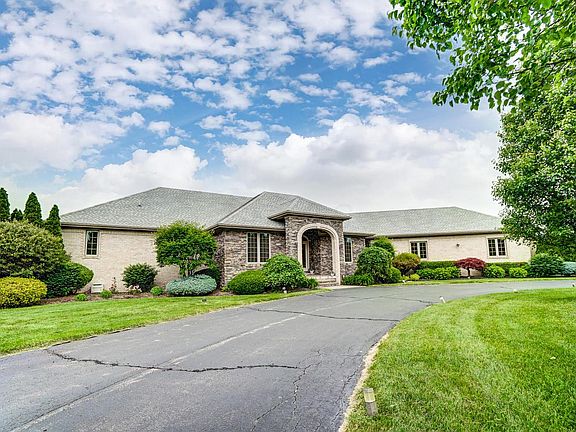 4th image of 2605 Cummins Hill Dr