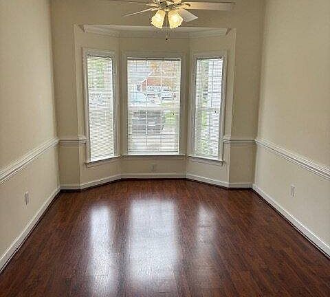 5th image of 1614 Thayer Dr