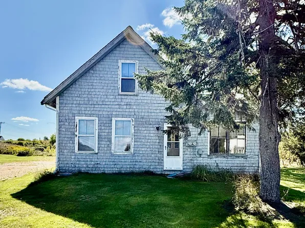 22 Cross Street, Whitneyville, ME 04654