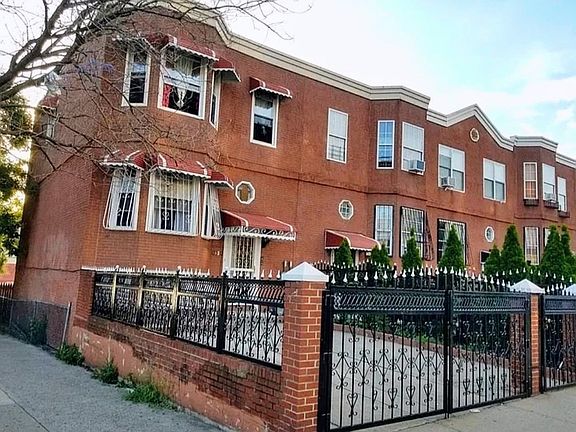 2nd image of 1021 Tiffany St APT 2