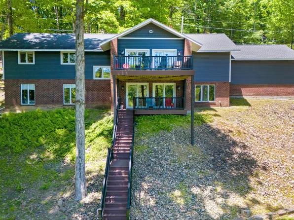 1962 Basse Terre Rd, Du Bois, PA 15801