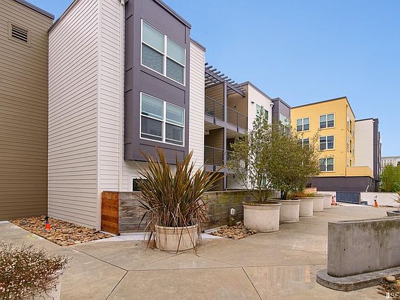2nd image of 3981 Alemany Blvd APT 219