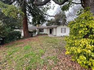 3760 Bay Rd, Menlo Park, CA