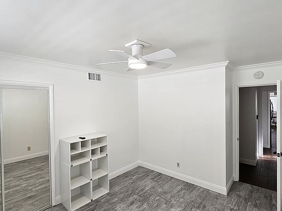 3rd image of 1370 N 3rd Ave