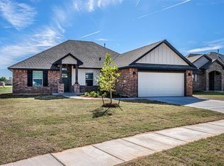 4525 Black Mesa Ln, Yukon, OK 73099