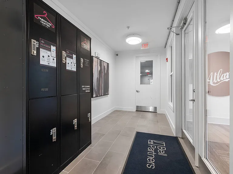 Block Lofts — Photo 32