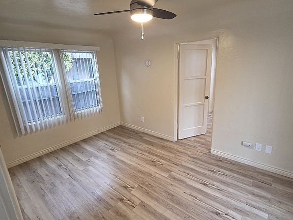 2nd image of 4162 33rd St
