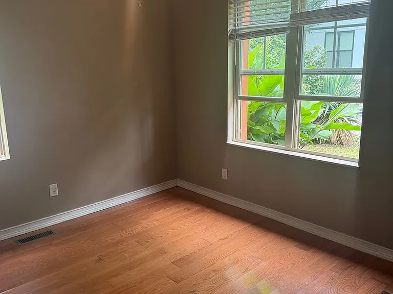 404 Somerville Ave — Photo 3