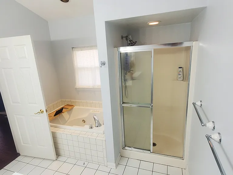 7322 Randolph St #6 — Photo 9