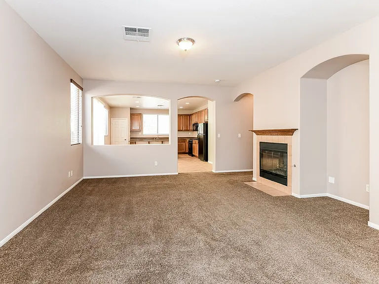 4344 Desert Home Ave — Photo 3