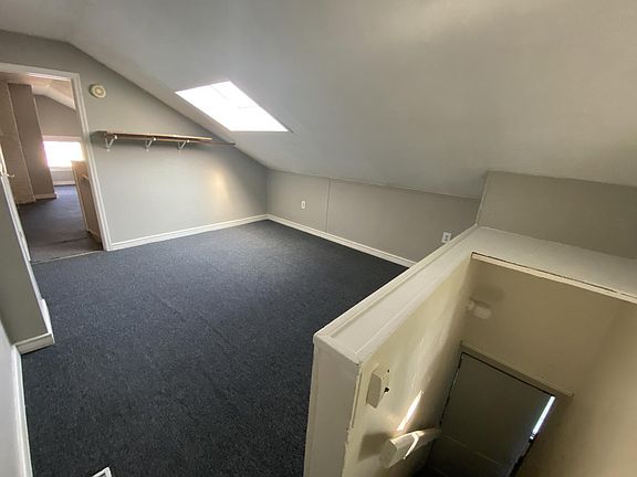 2nd image of 7 W Hollister St #2