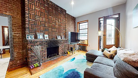 Rented by Bond New York