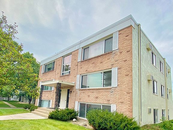 3rd image of 3100 Inglewood Ave S #2