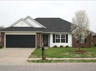 7940 Cedar Point Dr, Newburgh, IN