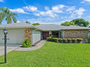 7853 SE Lexington Ave, Hobe Sound, FL 33455