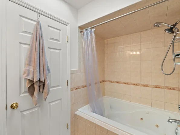 219 South Street image 5 of 45