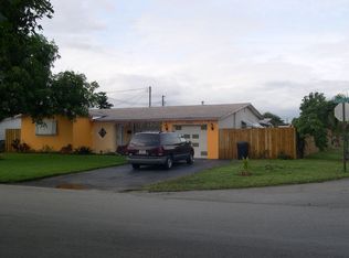 3412 Acapulco Dr, Miramar, FL 33023