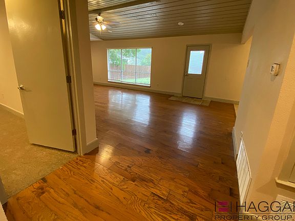 3rd image of 8125 Bobwhite Dr