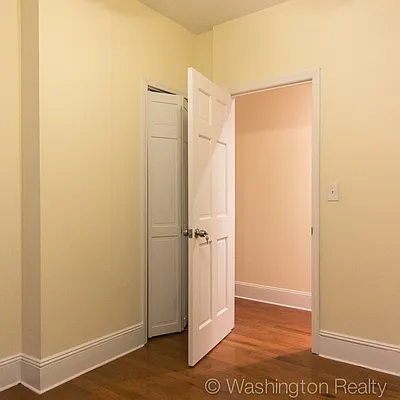 Rented by Washington Realty Corp. | media 54