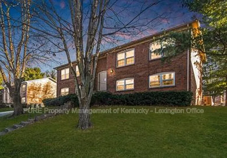 3736 Camelot Dr #A — Photo 1
