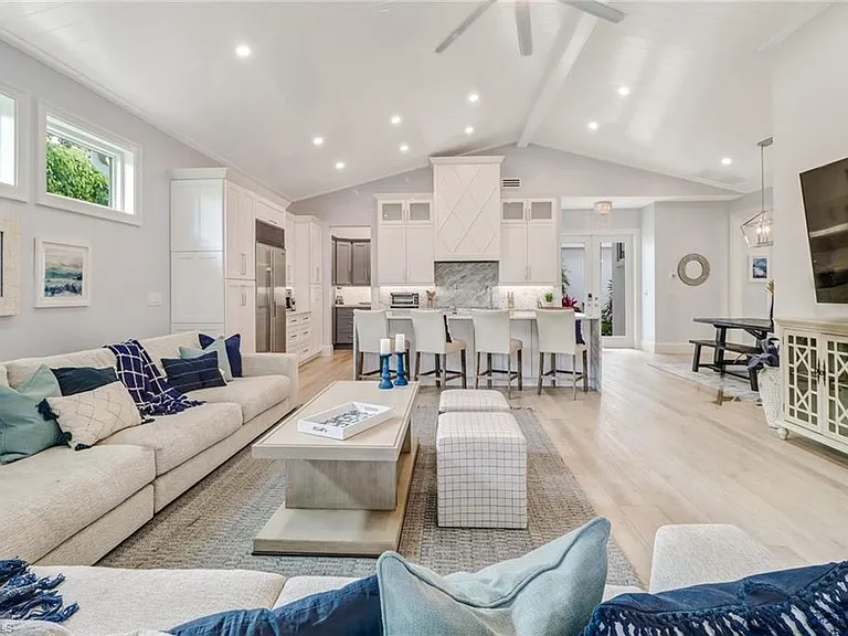 5130 Alpha Ct — Photo 13