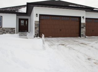 1432 18th Street Ct SE, Altoona, IA 50009