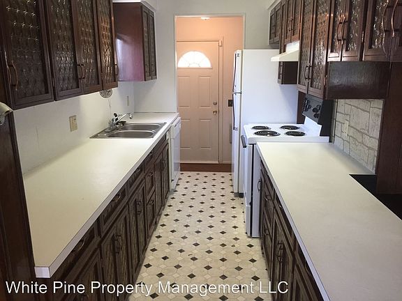 2nd image of 432 W C St #C