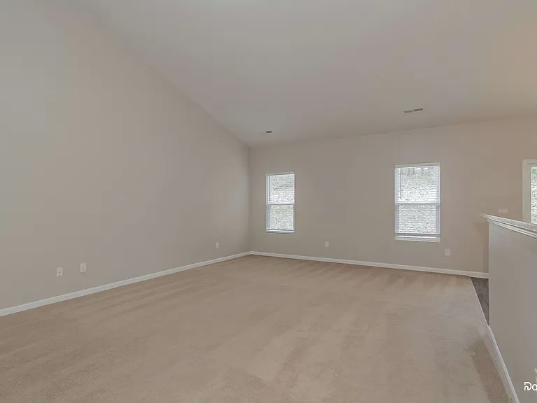 960 Joselynn Dr — Photo 6