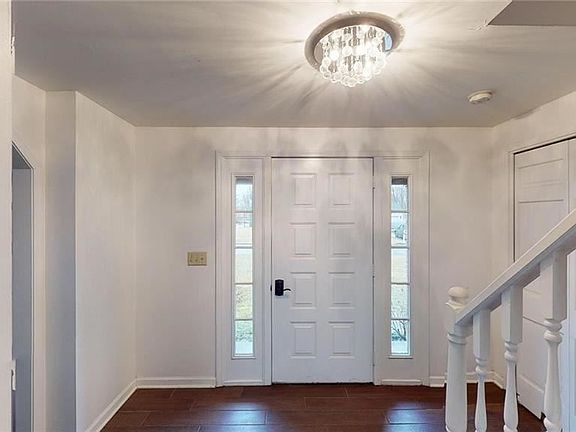 4th image of 2522 Danielle Dr