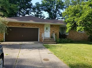 18822 Bonnie Ln, Strongsville, OH 44136